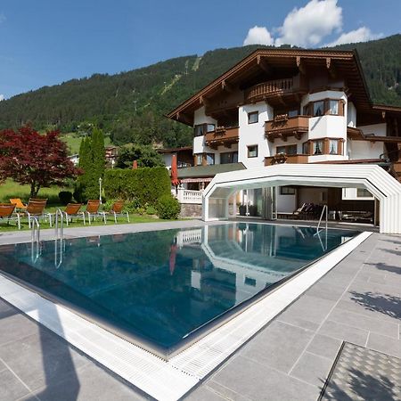 Olympia-Relax-Hotel Leonhard Stock Finkenberg Bagian luar foto
